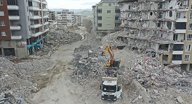 Yıkılan binalarla ilgili tutuklu sayısı 269'a yükseldi