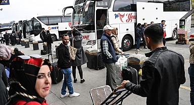 Bayram için otobüs biletleri tükendi