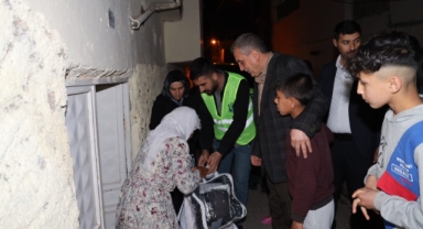 Beyazgül'den sel mağduru ailelerin çocuklarına bayramlık