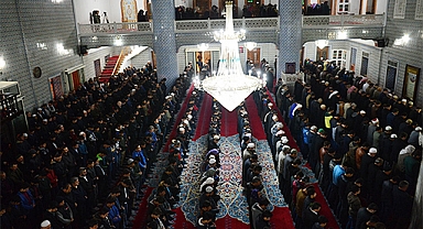 Şanlıurfa'da bayram namazı saat kaçta kılınacak?