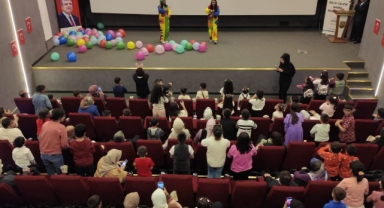 Şanlıurfa'da çocuklara 23 Nisan sürprizi