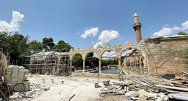 Balıklıgöl'deki restorasyonda son rötuşlar yapılıyor