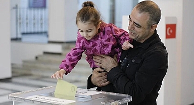 İkinci tur için yurt dışında kaç seçmen sandık başına gitti?