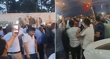 Şanlıurfa'da AK Parti ilçe başkanlığı önünde silahlı kutlama