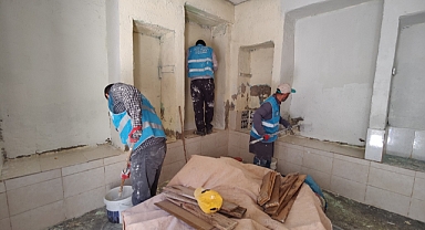 Şanlıurfa'da selden zarar gören evlerin içi boyanıyor
