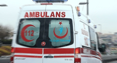 Şanlıurfa'da tıra çarpan otomobil sürücüsü yaşamını yitirdi