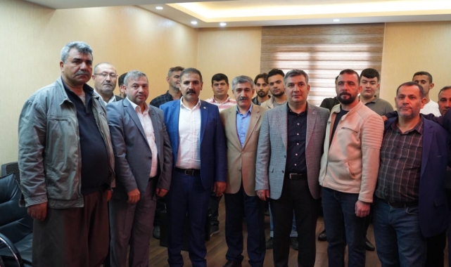 Yetim 1 Mayıs&#039;ta işçileri ziyaret etti