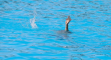 Şanlıurfa'da Fırat nehrine giren iki kişi boğuldu