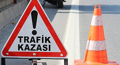 Şanlıurfa'da otomobil bariyerlere çarptı: Yaralılar var