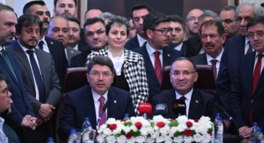 Şanlıurfa milletvekili Bozdağ bakanlık görevini devretti