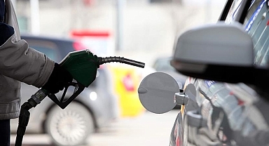 Benzine zam bekleniyor