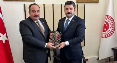 Ekinci'den Ankara'da AK Parti Şanlıurfa milletvekillerine ziyaret