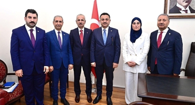 Şanlıurfa vekilleri bakanla görüştü