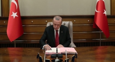 Cumhurbaşkanı Erdoğan 20 üniversiteye rektör atadı