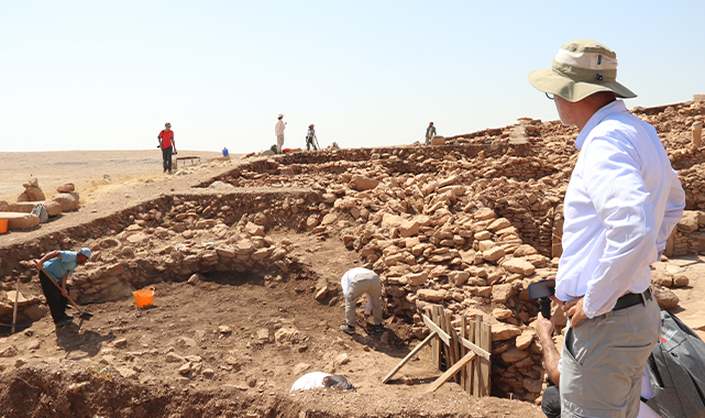 Karahantepe'de 3 ay sürecek kazı çalışmaları başladı