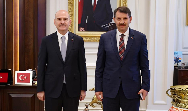 Kararnameyle merkeze alınan Vali Ayhan'dan açıklama