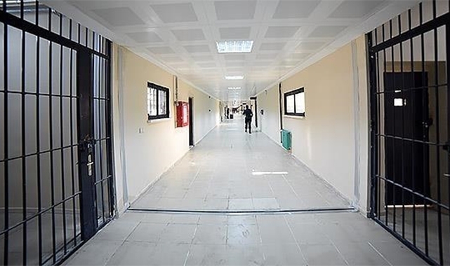 Kovid-19 izni bitti: Cezaevine kimler dönecek?