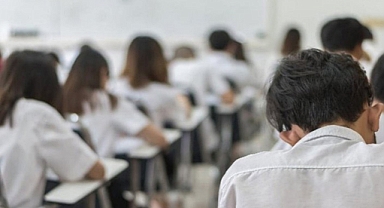 Liselerde sınıf tekrarı olacak, devamsızlık affı kalkacak