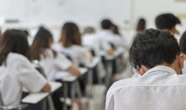 Liselerde sınıf tekrarı olacak, devamsızlık affı kalkacak