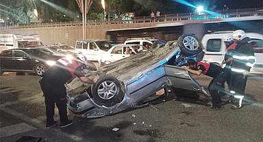 Şanlıurfa'da otomobil takla attı: Yaralılar var