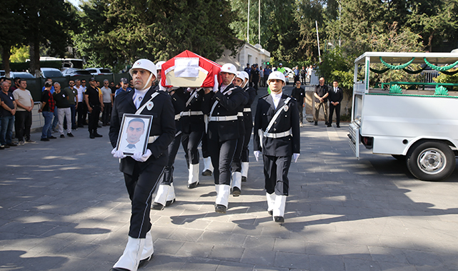 Şanlıurfa'daki kazada şehit olan polisin cenazesi memleketine uğurlandı
