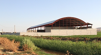 Şanlıurfa'daki tarım arazileri giderek betonlaşıyor: Yapıların izni yok, denetim yapılmıyor