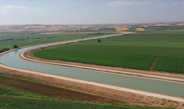 Şanlıurfa ve Mardin'de 6 ilçe Fırat'ın suyuyla buluştu
