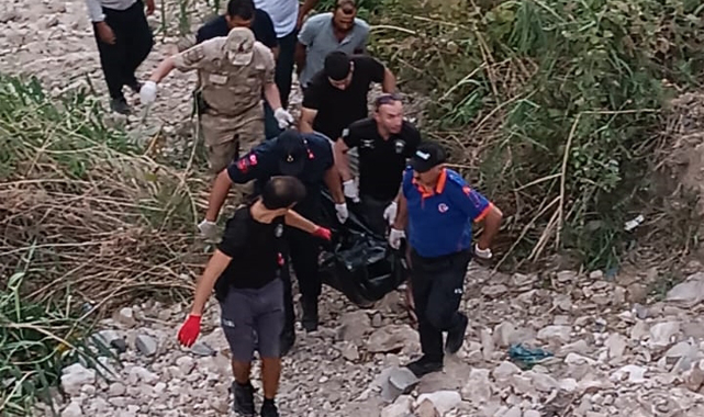 Serinlemek için Fırat nehrine giren genç boğuldu
