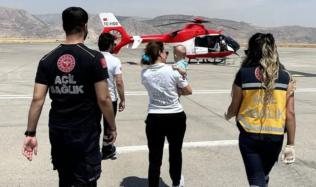 Şırnak'ta boğazına çengelli iğne kaçan bebek Şanlıurfa'ya sevk edildi