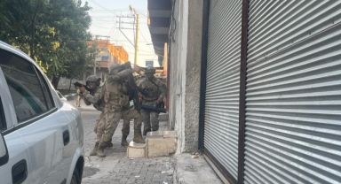 Şanlıurfa'da silah kaçakçılarına operasyon: 57 gözaltı