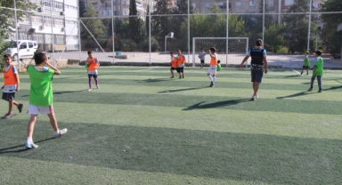 Haliliye'de genç yetenekler hayallerinin peşinden koşuyor