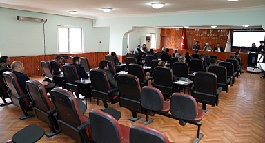 Siverek Belediyesi'nin bütçesi apar topar meclisten geçti