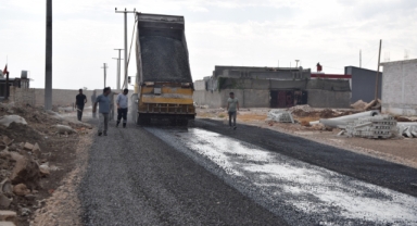Viranşehir kırsalındaki asfalt çalışmaları hızlandı