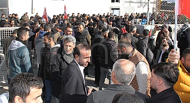 Özak Tekstil işçilerine siyasi partilerden destek