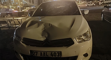 Şanlıurfa'da karşıya geçmek isteyen yayaya otomobil çarptı