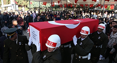 Şehit asker Şanlıurfa'da toprağa verildi
