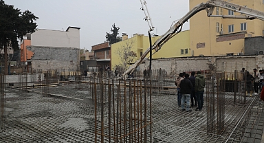 Şanlıurfa'da depremde hasar alan caminin yapımına başlandı