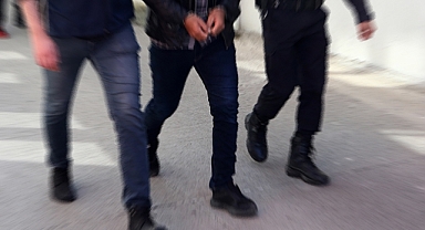 Şanlıurfa'da dolandırıcılıktan aranıyordu: Firari hükümlü komşu ilde yakalandı