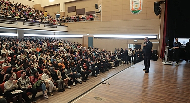 Beyazgül sınava hazırlanan öğrencilerle buluştu
