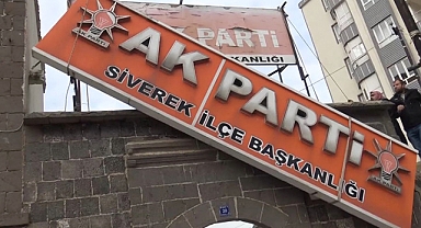 Siverek'te AK Parti ilçe teşkilatı düştü