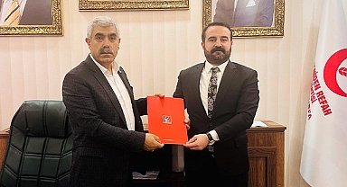 YRP'nin Siverek adayı AK Parti meclis üyesi İzol oldu