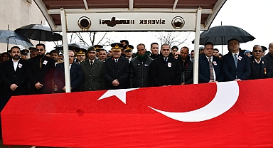 Kalp krizi sonucu ölen asker Şanlıurfa'da toprağa verildi