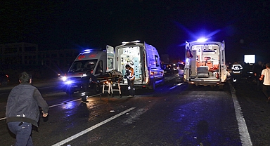 Şanlıurfa'da zincirleme kaza: 3 ölü, 6 yaralı