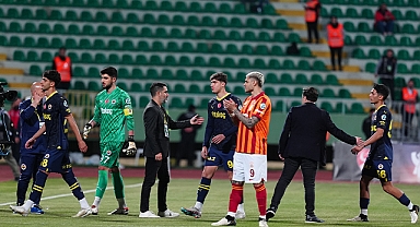 Fenerbahçe sahadan çekildi: Süper kupa maçı yarıda kaldı
