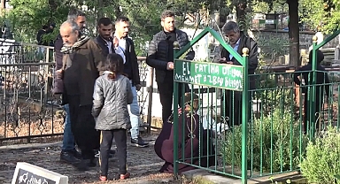 Şanlıurfa'da mezarlıklarda bayram yoğunluğu