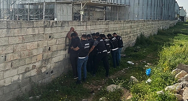 Şanlıurfa'da narkotik uygulaması: 4 gözaltı