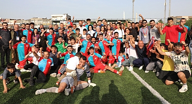 Viranşehir Belediyespor 3. lige yükseldi