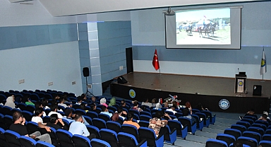 Harran Üniversitesinde kısa film gösterimi