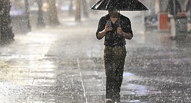 Meteorolojiden kuvvetli yağış ve fırtına uyarısı