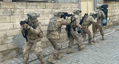 Şanlıurfa'da 17 kişi PKK propagandası yaptığı iddiasıyla gözaltına alındı